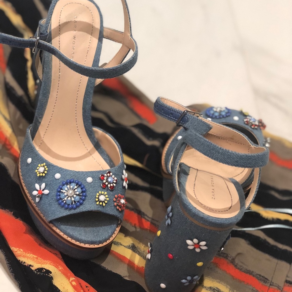 Zara floral platforms